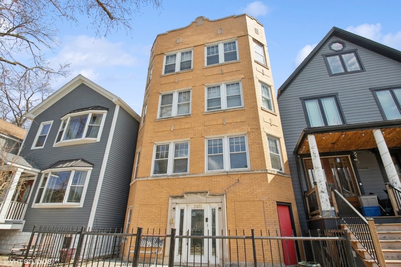2451 N Campbell Ave, Chicago, IL — sold by Lena Bondar